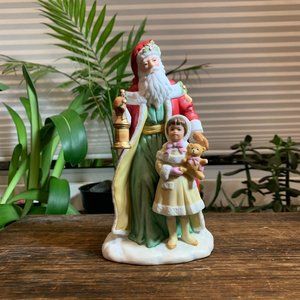 452. Avon Santa Figurine